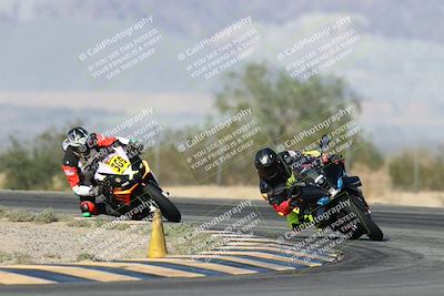 media/Nov-16-2025-Race Pace (Sun) [[8c5fa54630]]/Verified Riders/2-Turn 7 (945am)/